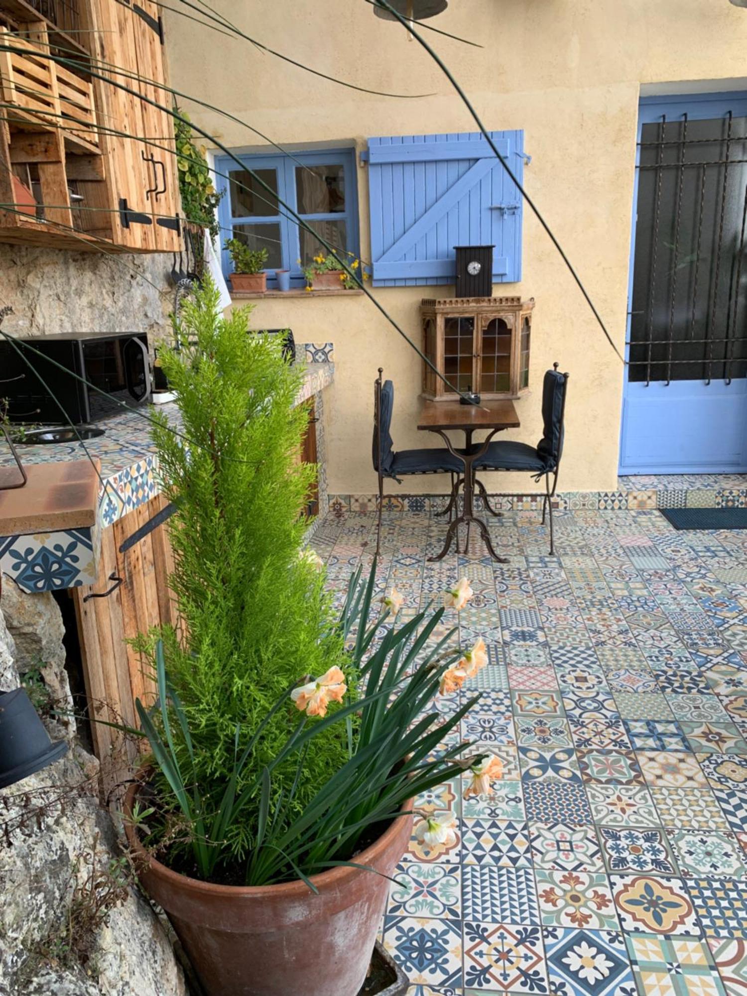 Skylark Bed & Breakfast Grasse Eksteriør billede