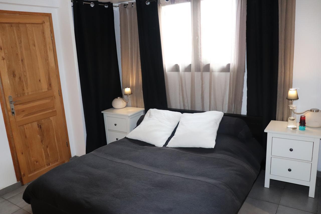 Skylark Bed & Breakfast Grasse Eksteriør billede
